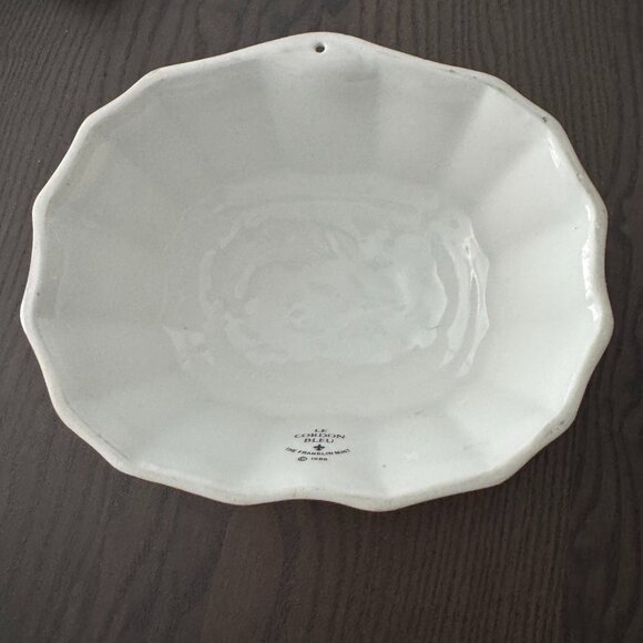 Vintage 1986 Easter Ceramic Wall Decor Mould Le Cordon Bleu Bunny Rabbit - Picture 6 of 8